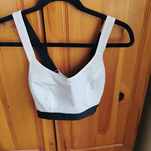 Everlast Black And White Adjustable Sports Bra
